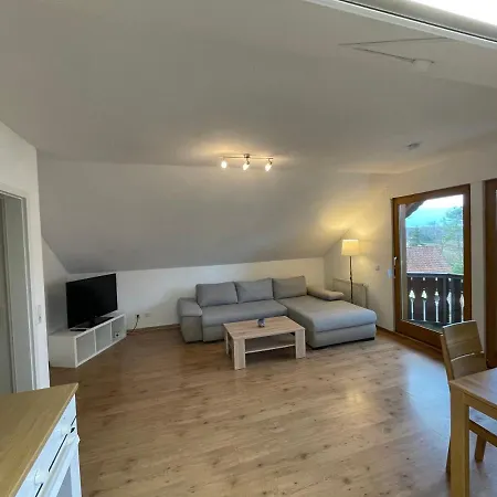 Ferienwohnung An Der Romantischen Strasse Direkt A3 Und A81 Eisingen Exterior photo
